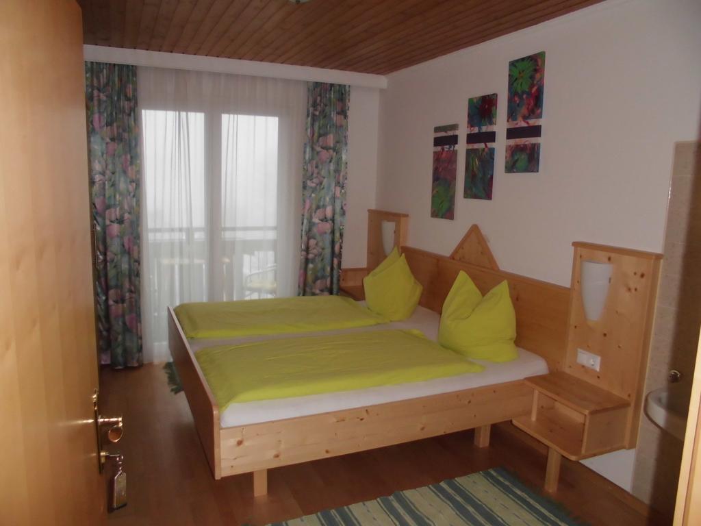 Pension & Ferienwohnung Dullnig Gmünd Kamer foto
