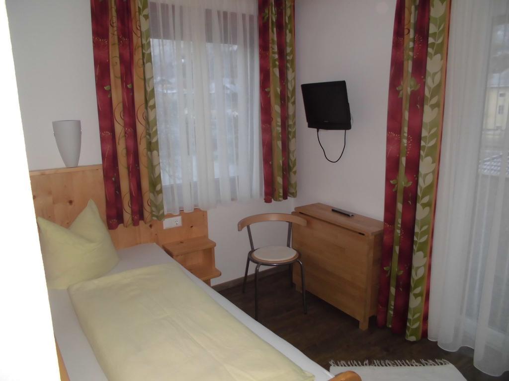 Pension & Ferienwohnung Dullnig Gmünd Buitenkant foto
